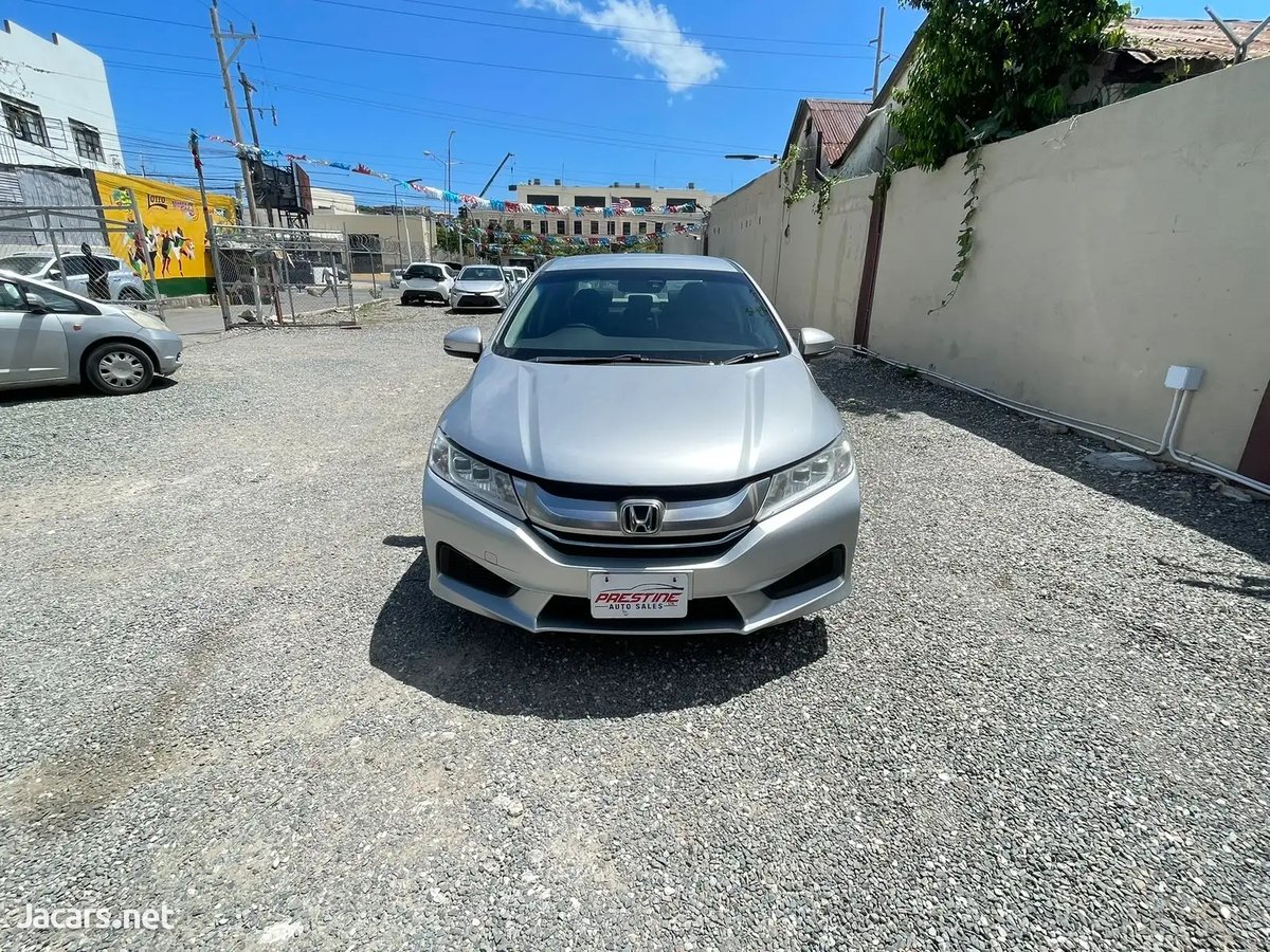 2015 HONDA Grace
