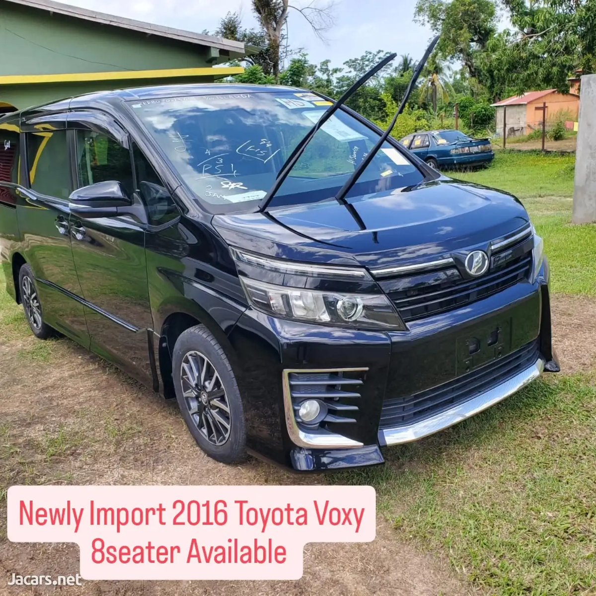 2016 TOYOTA Voxy