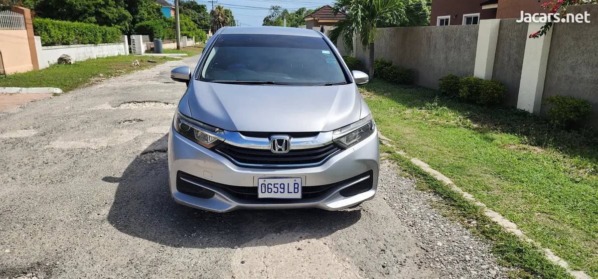 2017 HONDA Fit