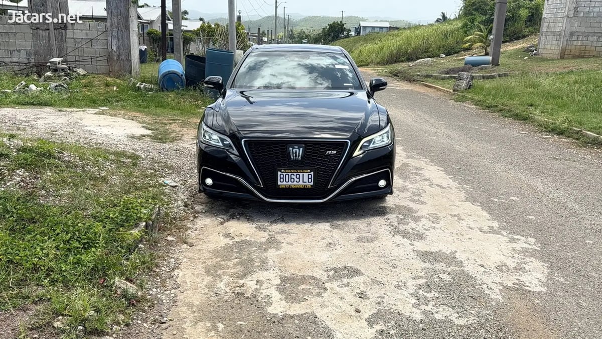 2020 TOYOTA Crown