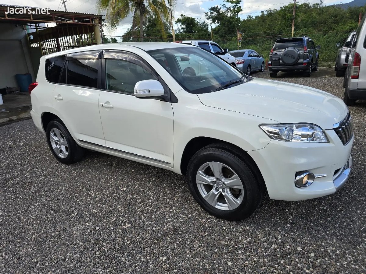 2012 TOYOTA Vanguard
