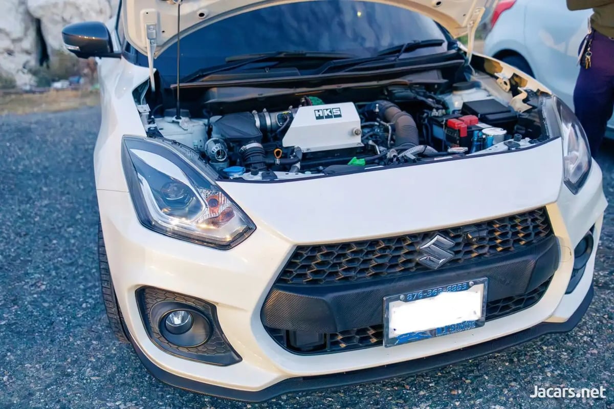 2020 SUZUKI Swift