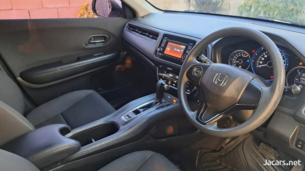 2018 HONDA HR-V