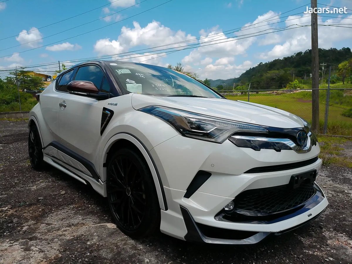 2019 TOYOTA C-HR