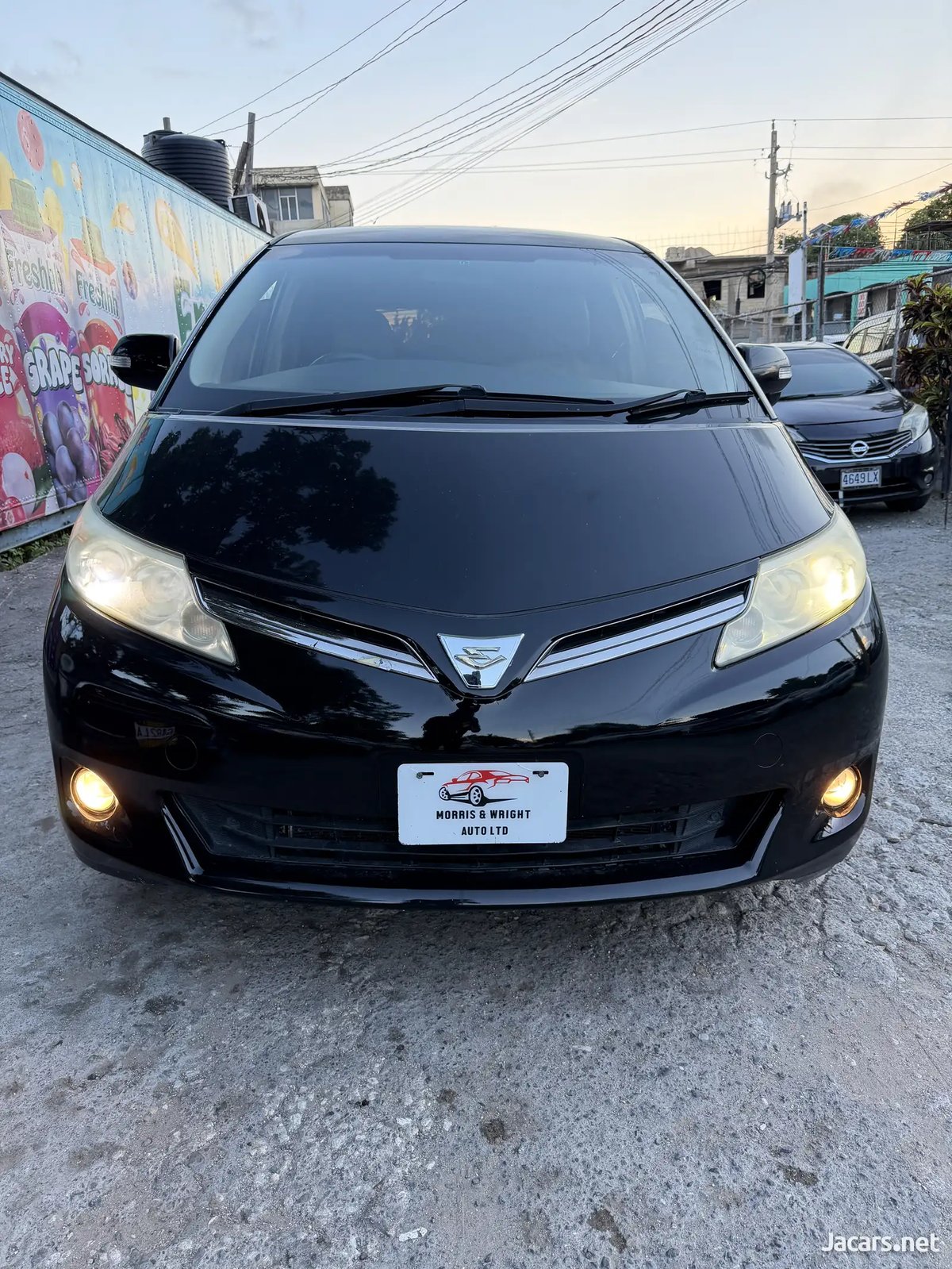 2013 TOYOTA Estima