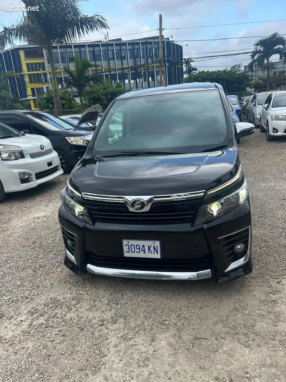 2017 TOYOTA Voxy