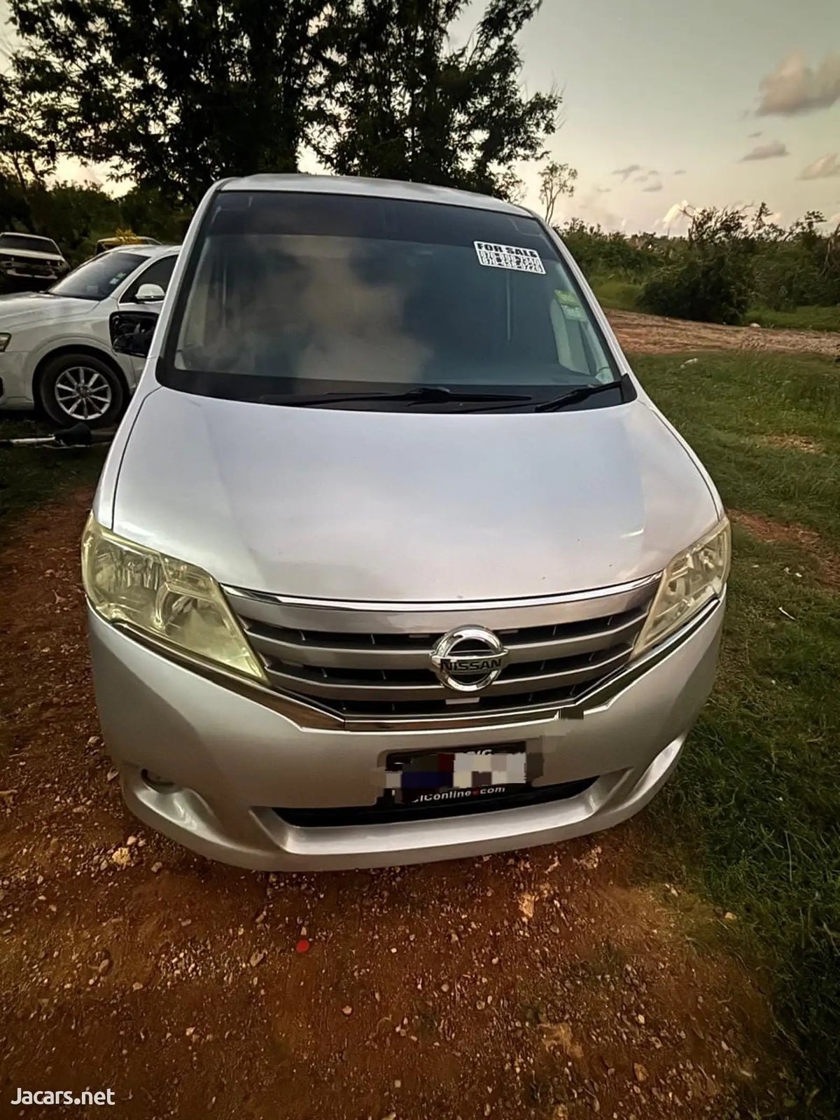 2012 NISSAN Serena