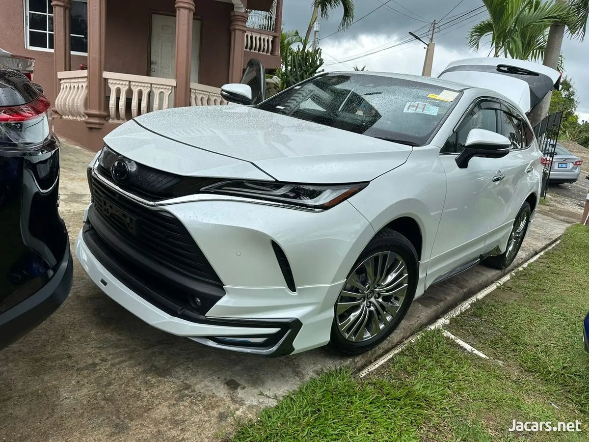 2025 TOYOTA Harrier