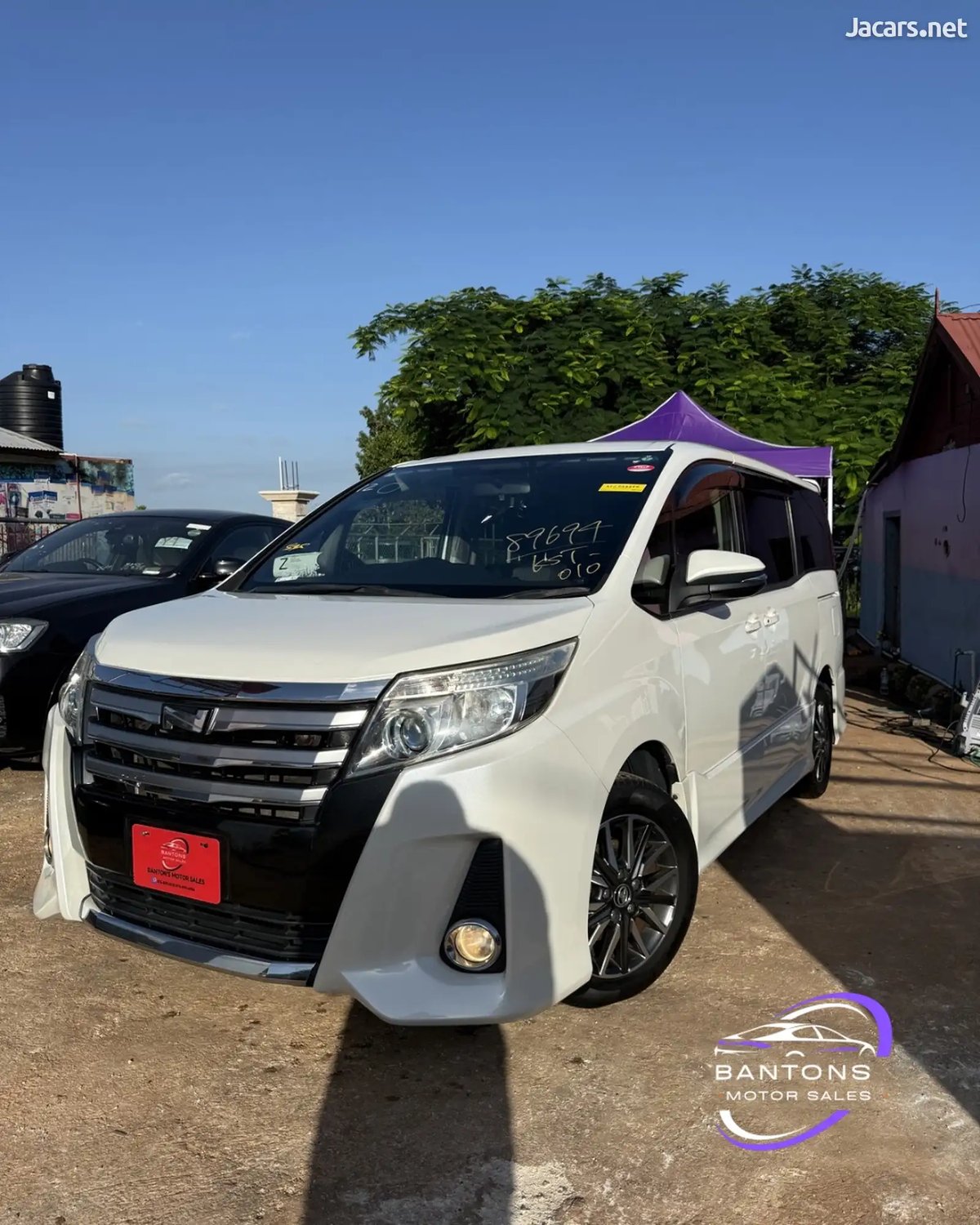 2015 TOYOTA Noah