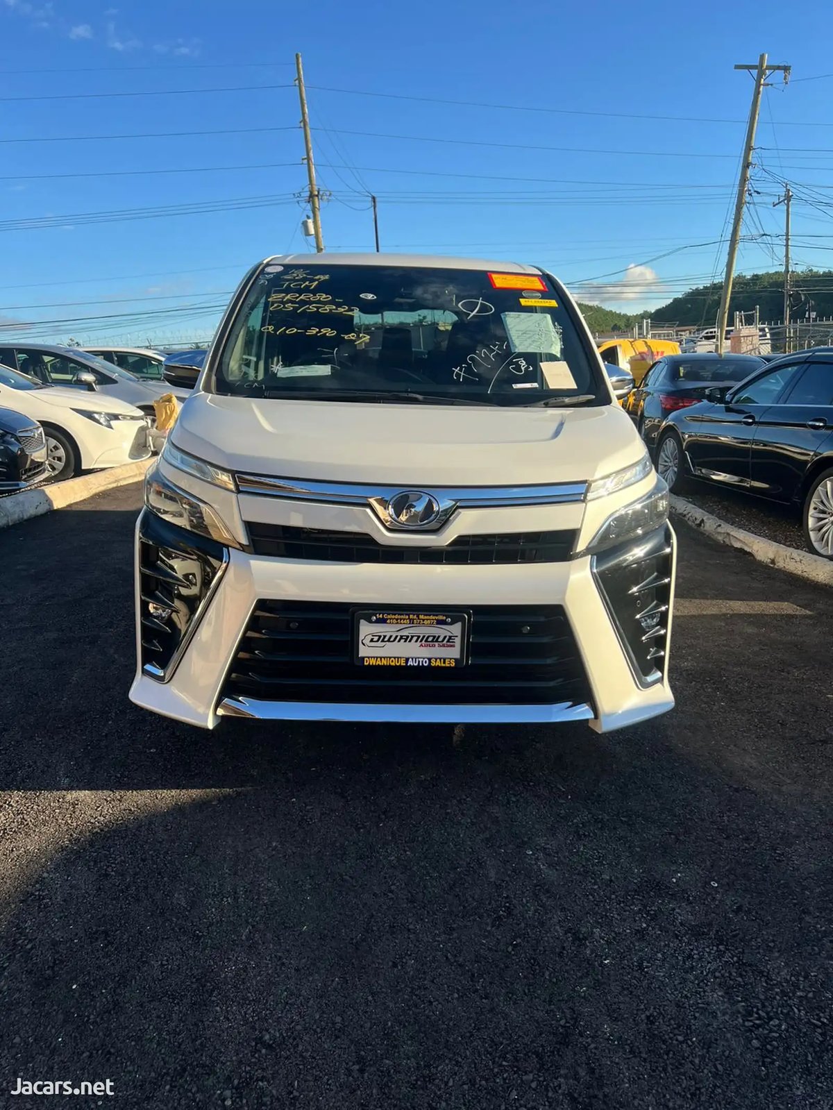 2019 TOYOTA Voxy