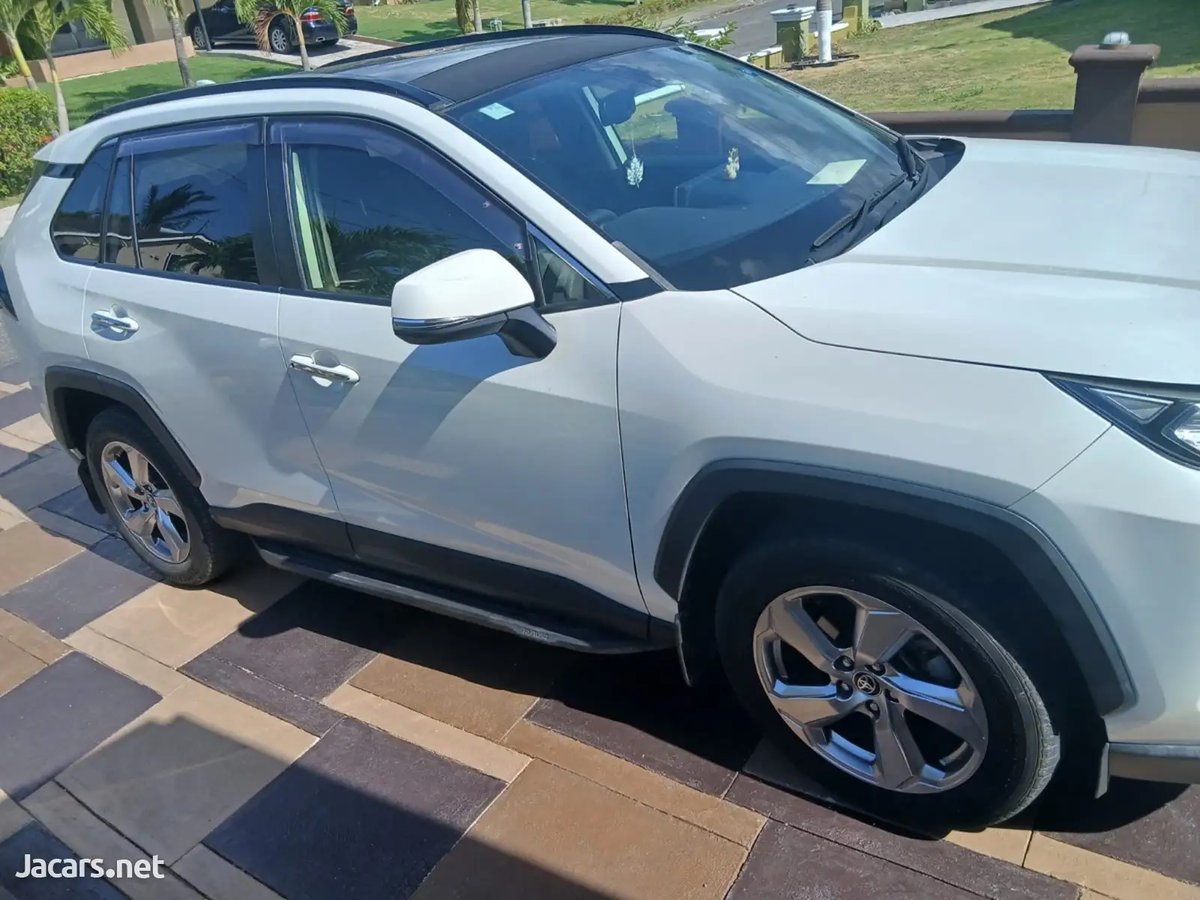 2021 TOYOTA RAV4