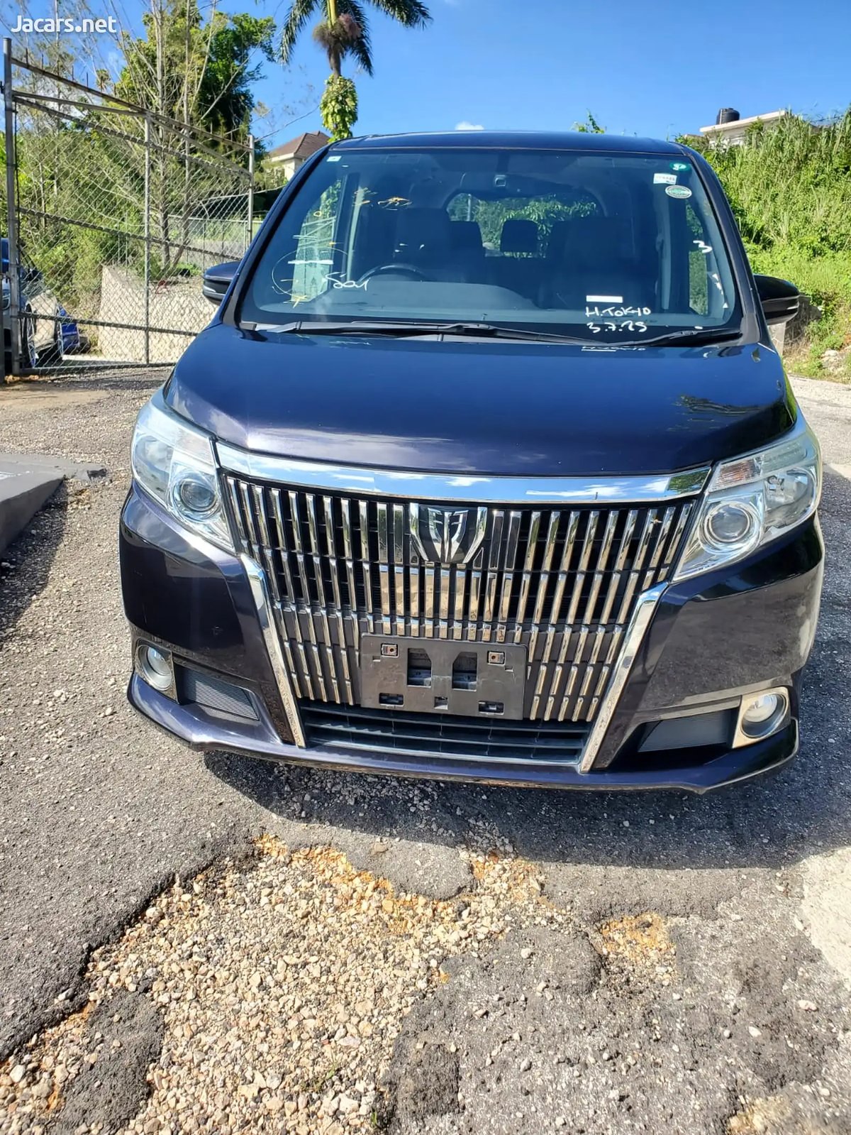 2015 TOYOTA Esquire