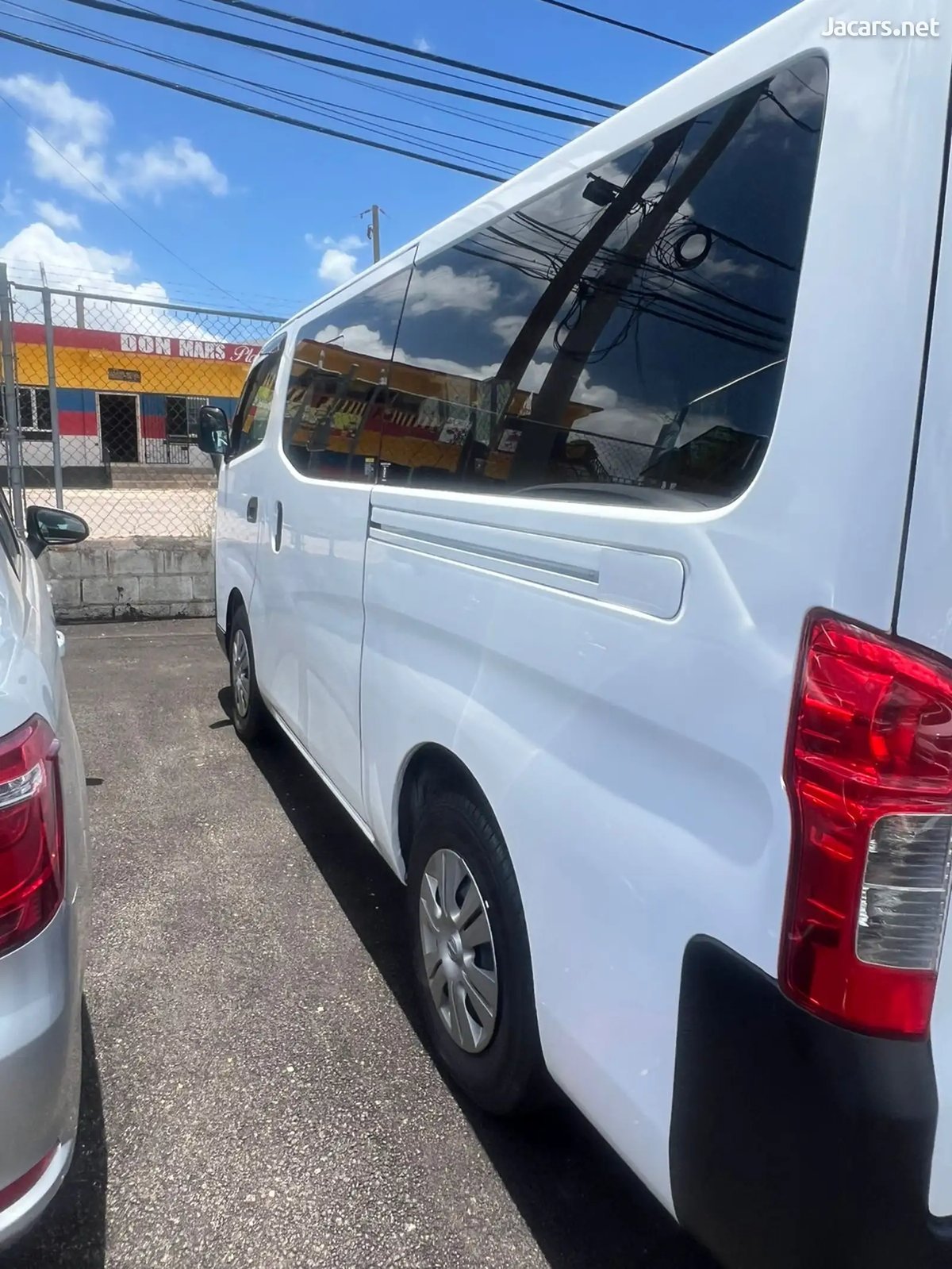 2018 NISSAN NV350