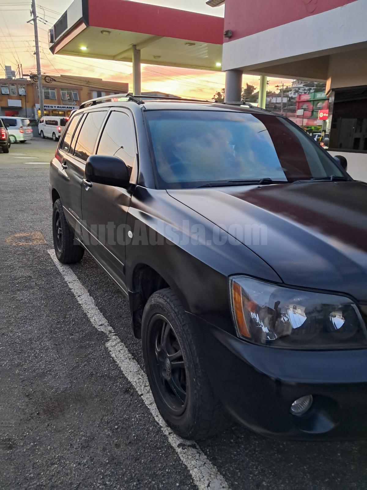 2003 TOYOTA KLUGER