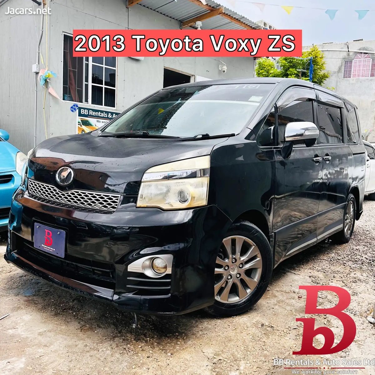 2013 TOYOTA Voxy
