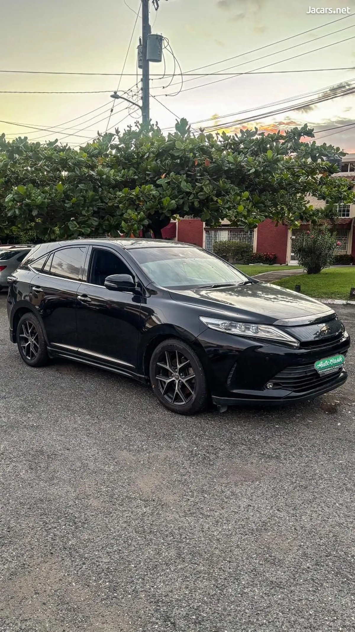 2020 TOYOTA Harrier