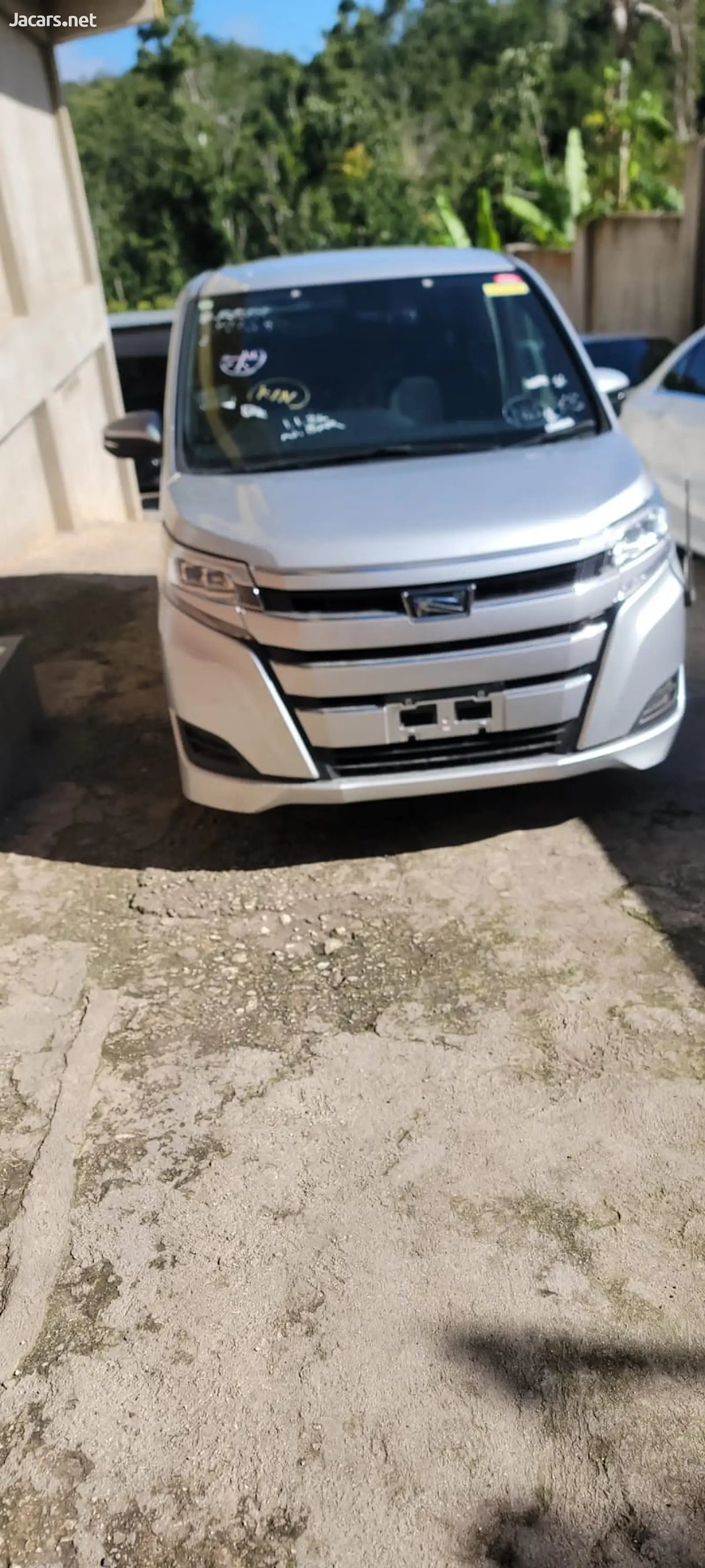 2021 TOYOTA Noah