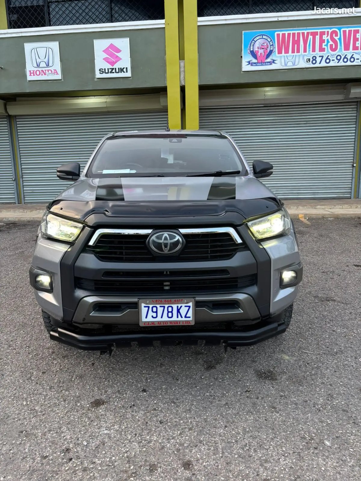 2022 TOYOTA Hilux