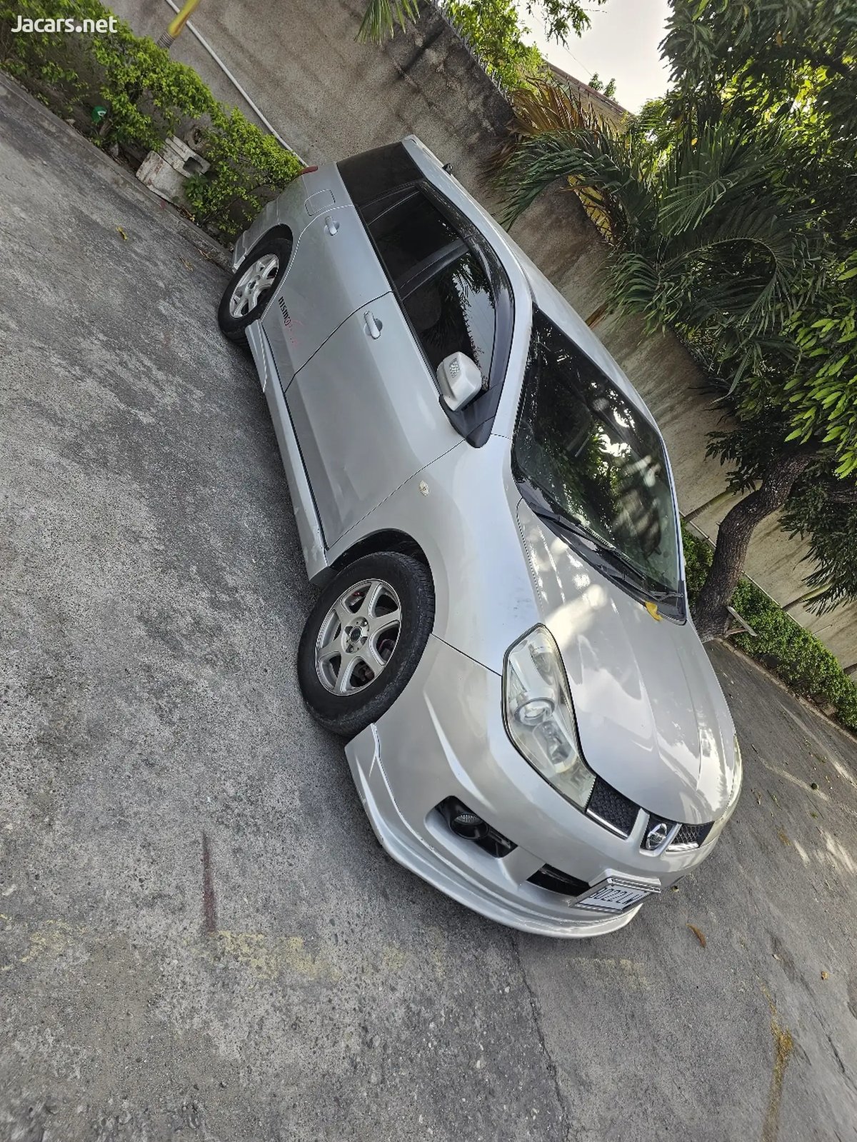 2013 NISSAN Wingroad