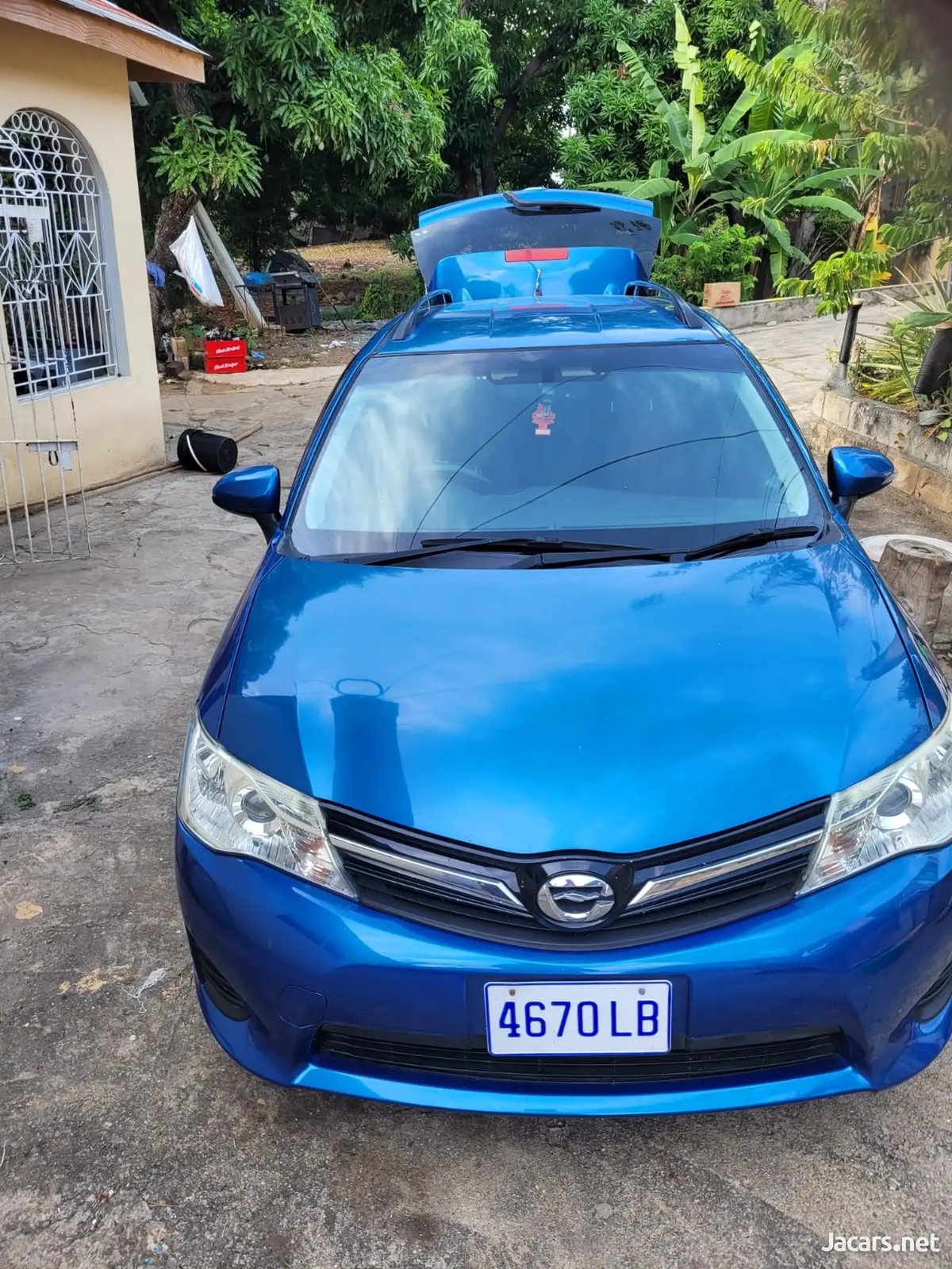 2013 TOYOTA Fielder