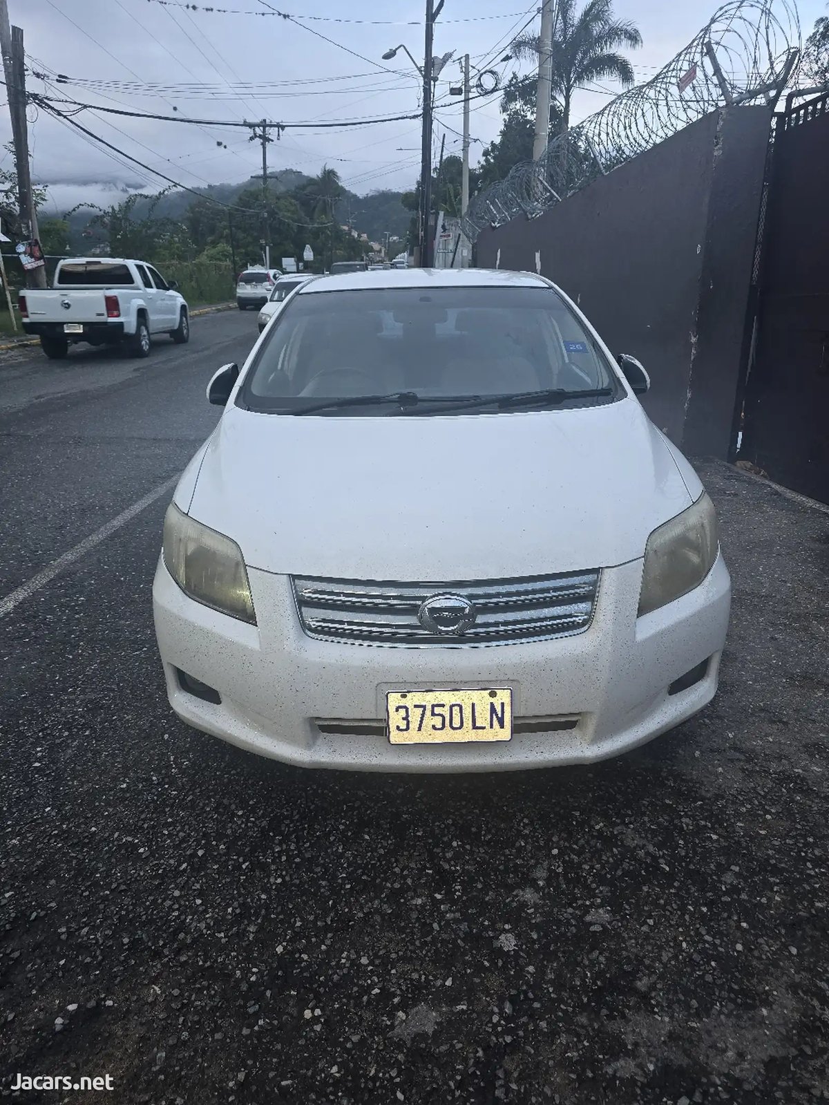 2012 TOYOTA Axio