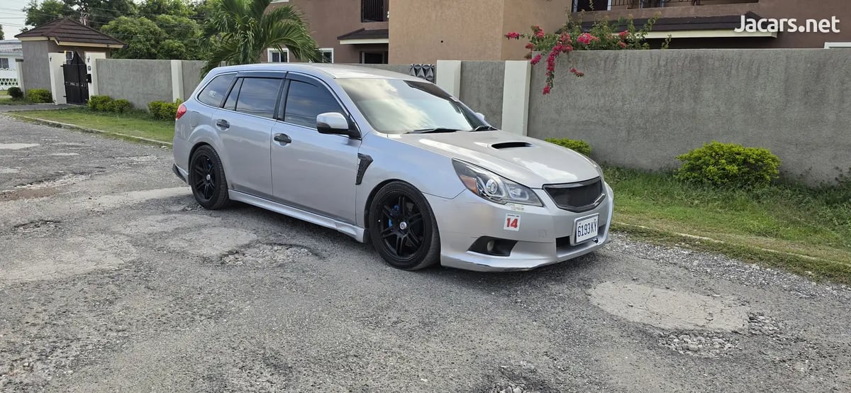 2011 SUBARU Legacy