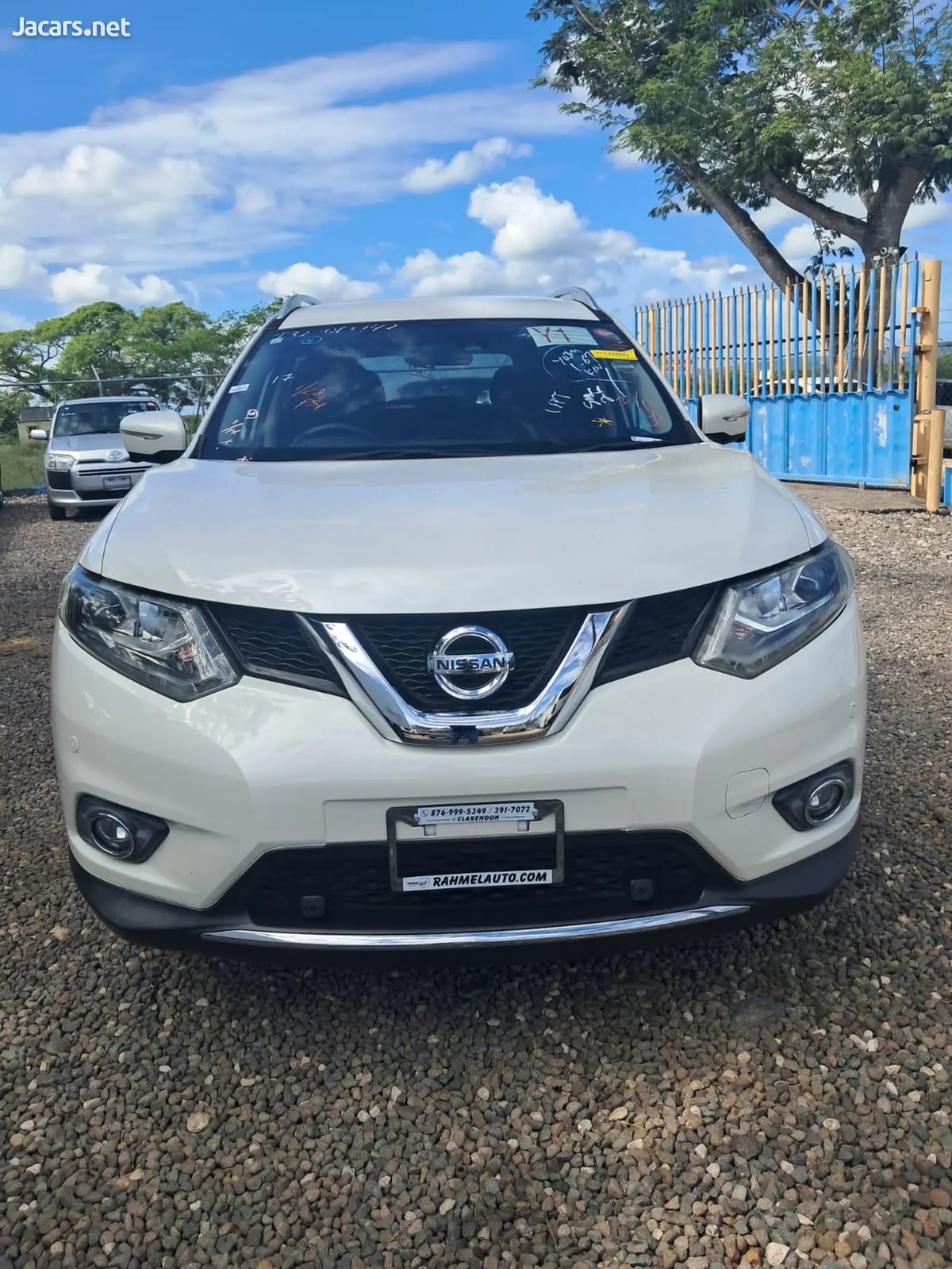 2016 NISSAN X-Trail