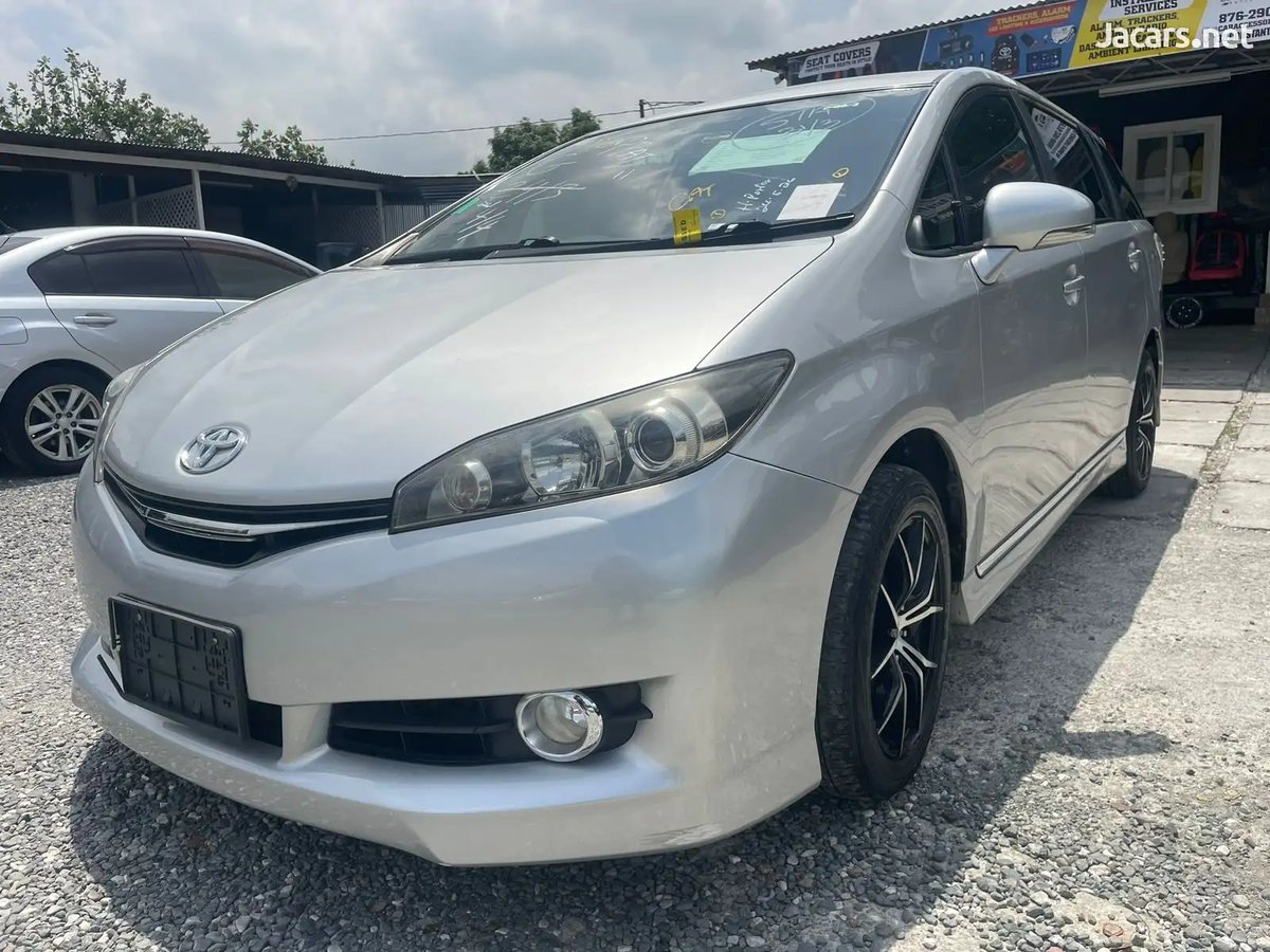 2016 TOYOTA Wish
