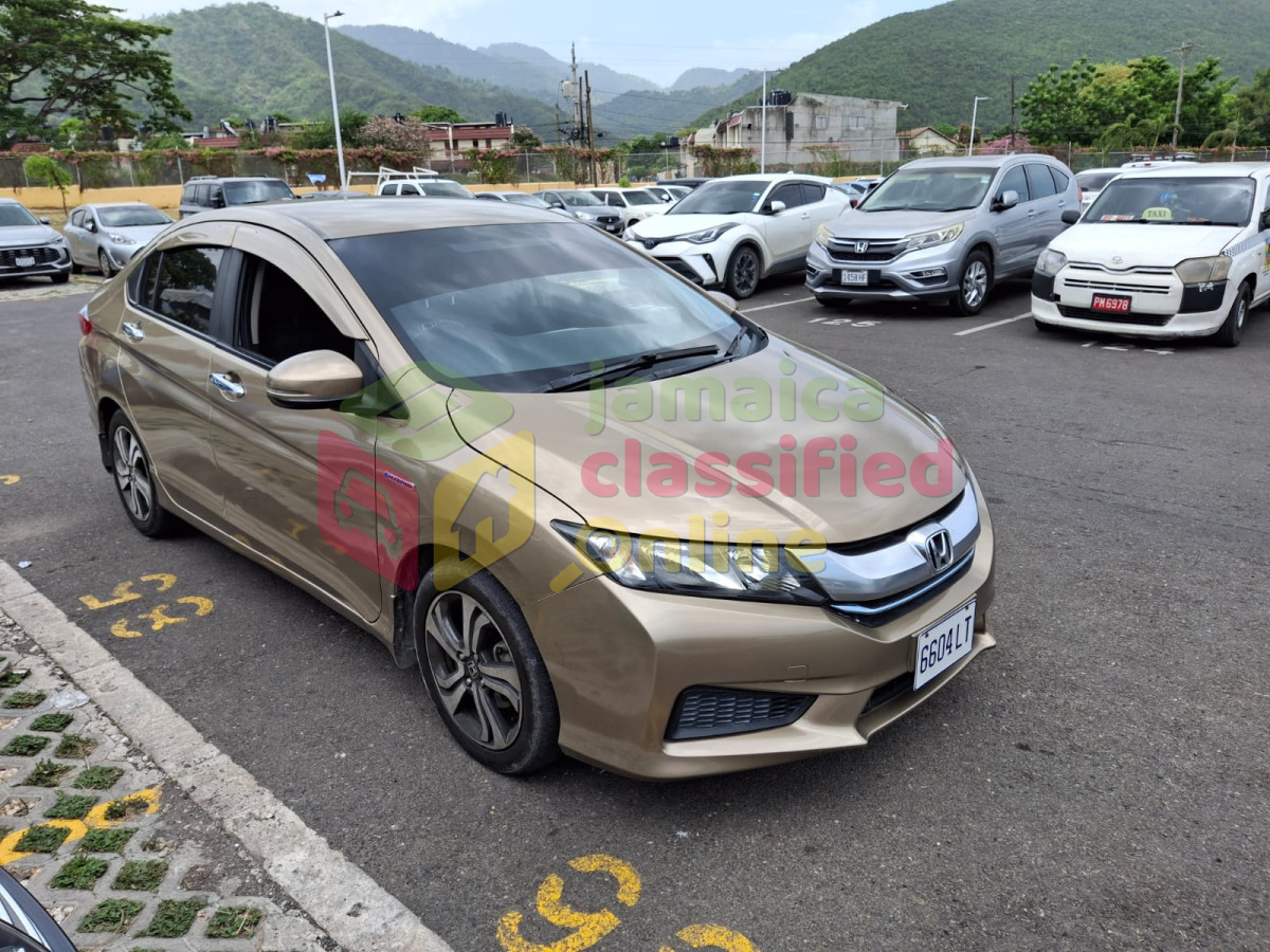 2015 HONDA Grace