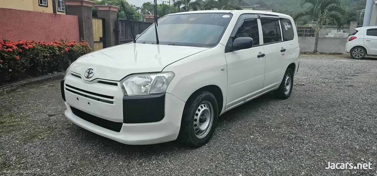 2017 TOYOTA Probox