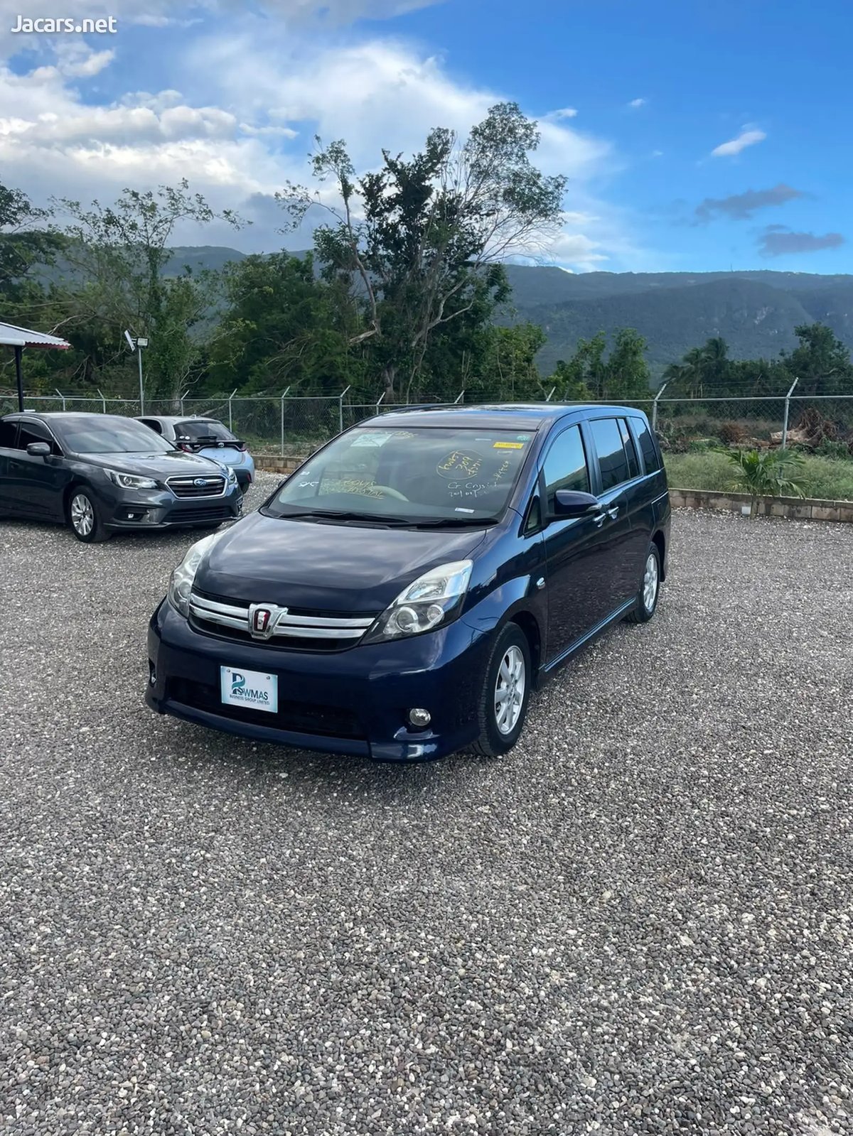 2016 TOYOTA Isis