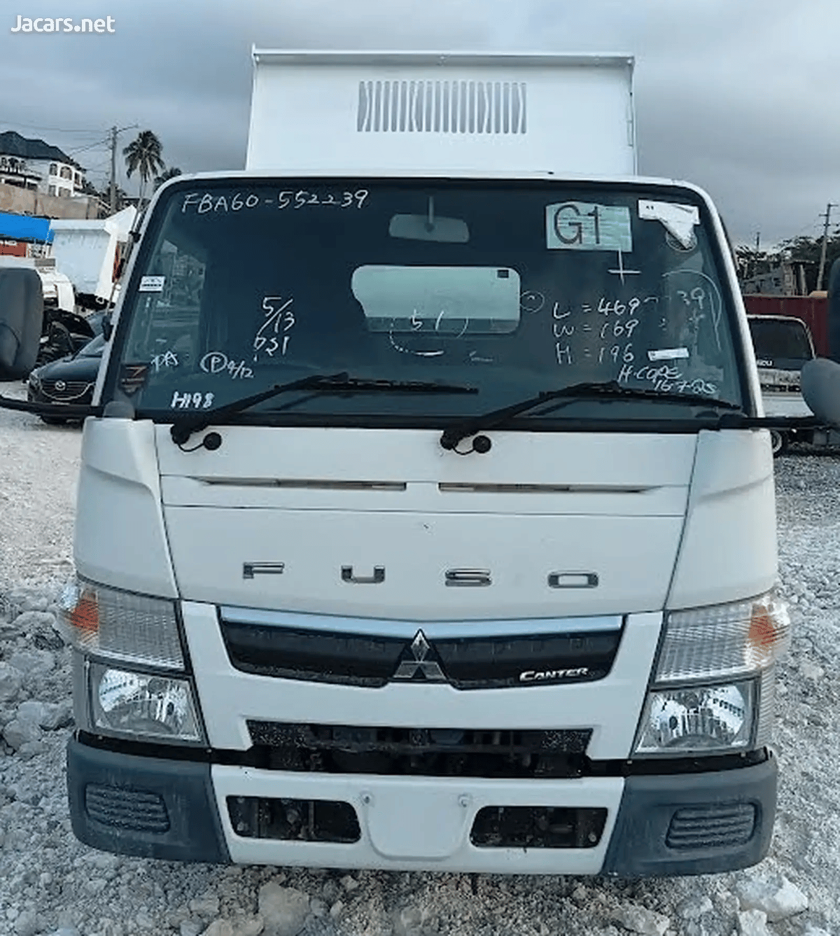 2016 MITSUBISHI Canter