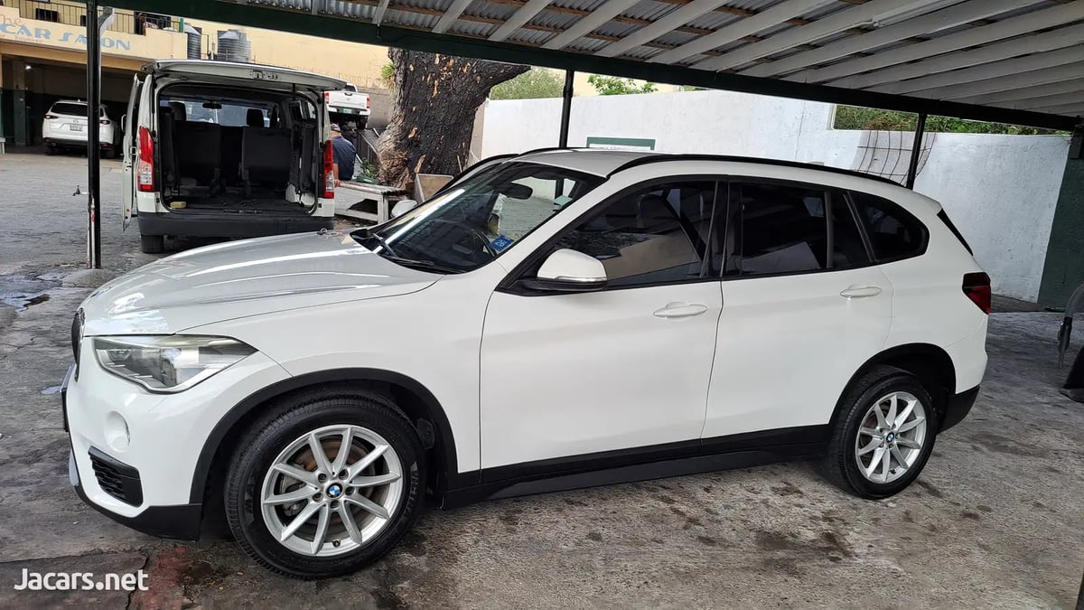 2019 BMW X1