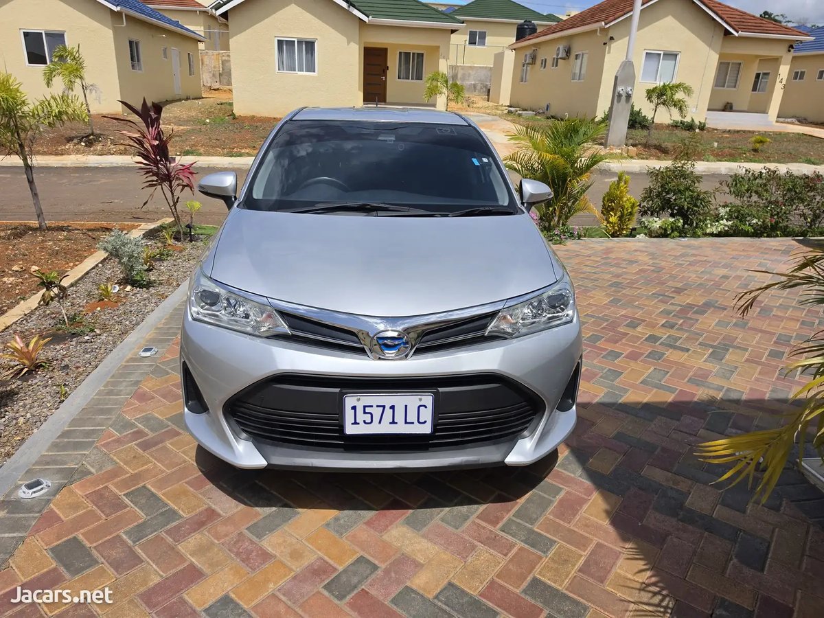 2018 TOYOTA Fielder