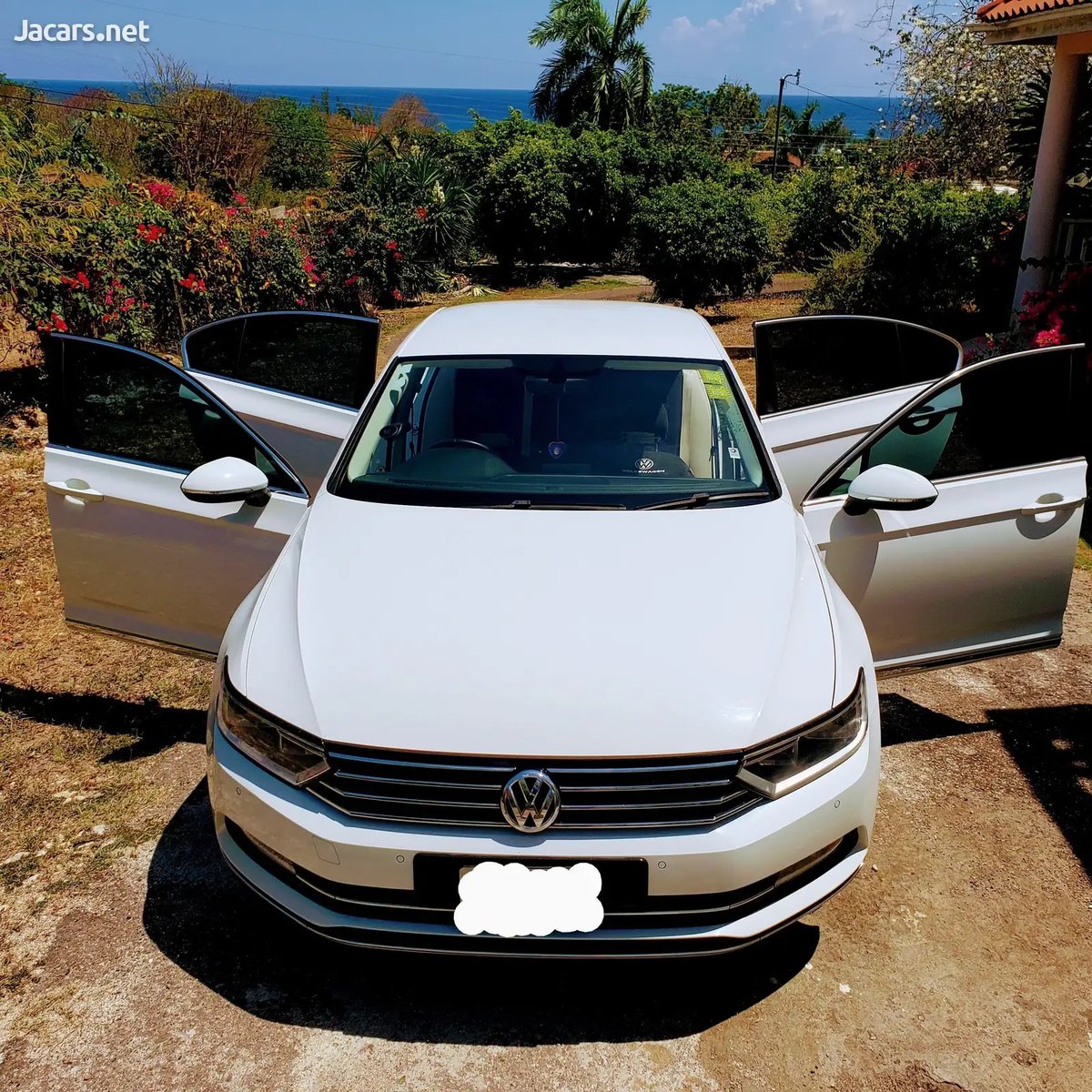 2016 VOLKSWAGEN Passat