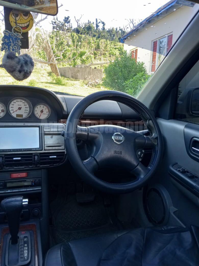 2003 NISSAN XTRAIL