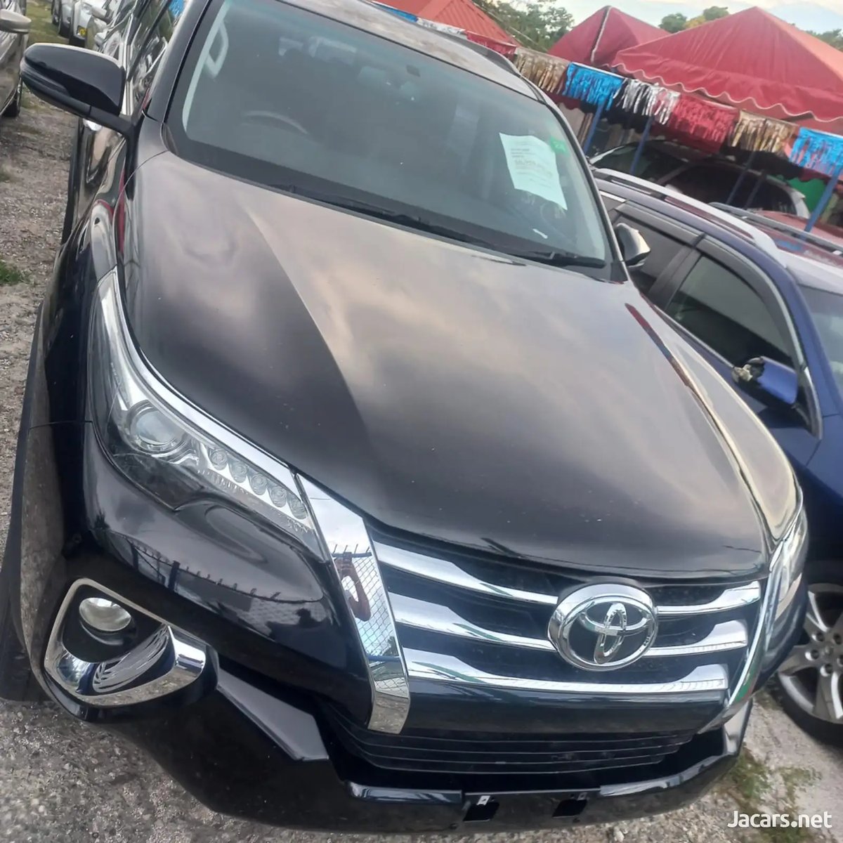 2020 TOYOTA Fortuner