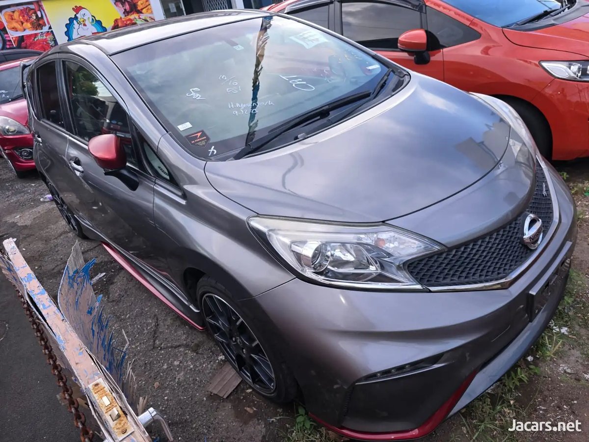 2014 NISSAN Note
