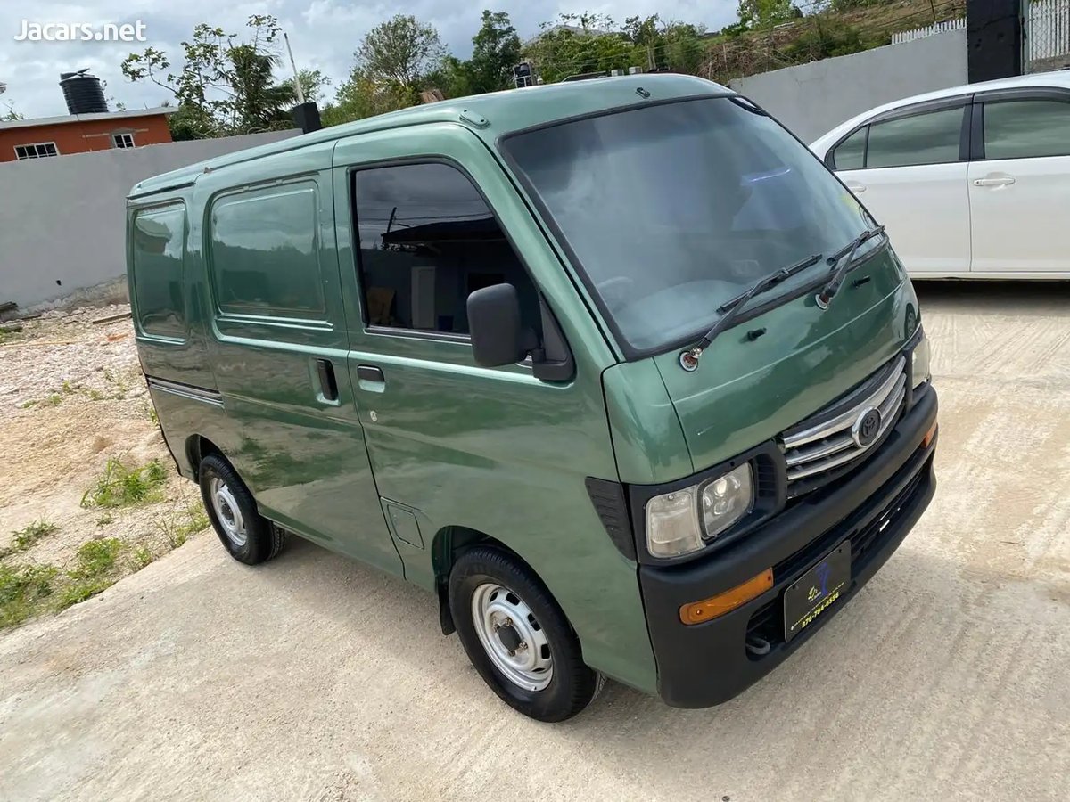 DAIHATSU Hijet