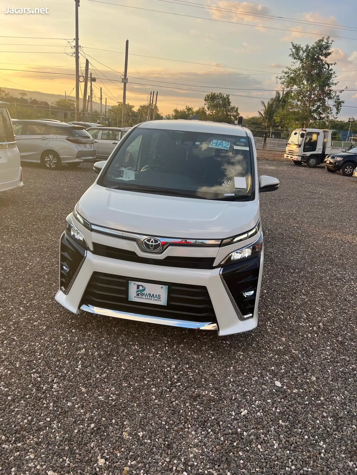 2020 TOYOTA Voxy