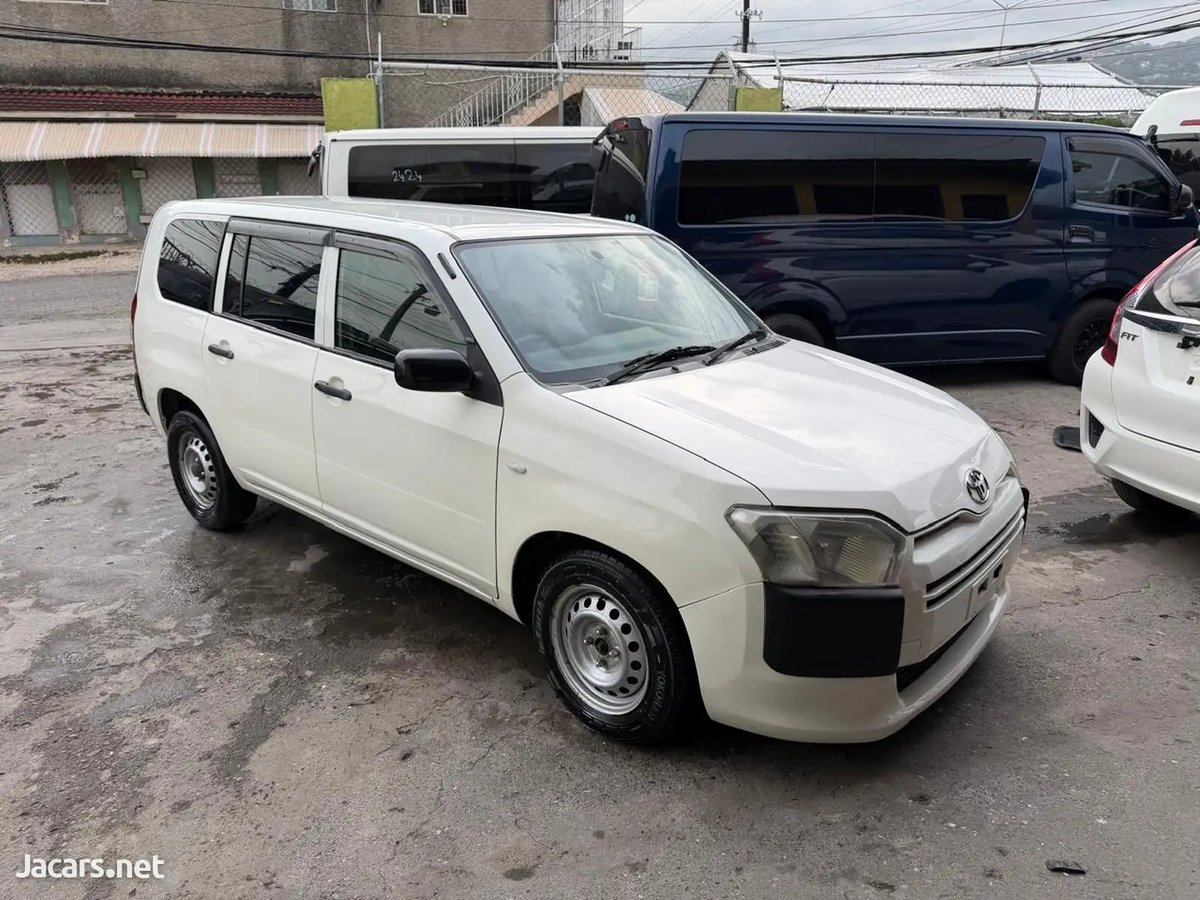 2017 TOYOTA Probox