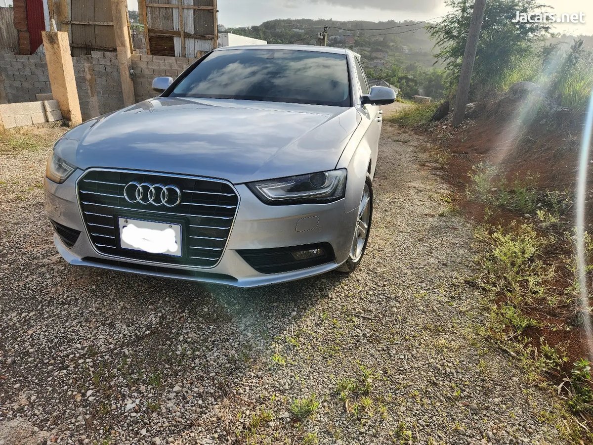 2015 AUDI A4