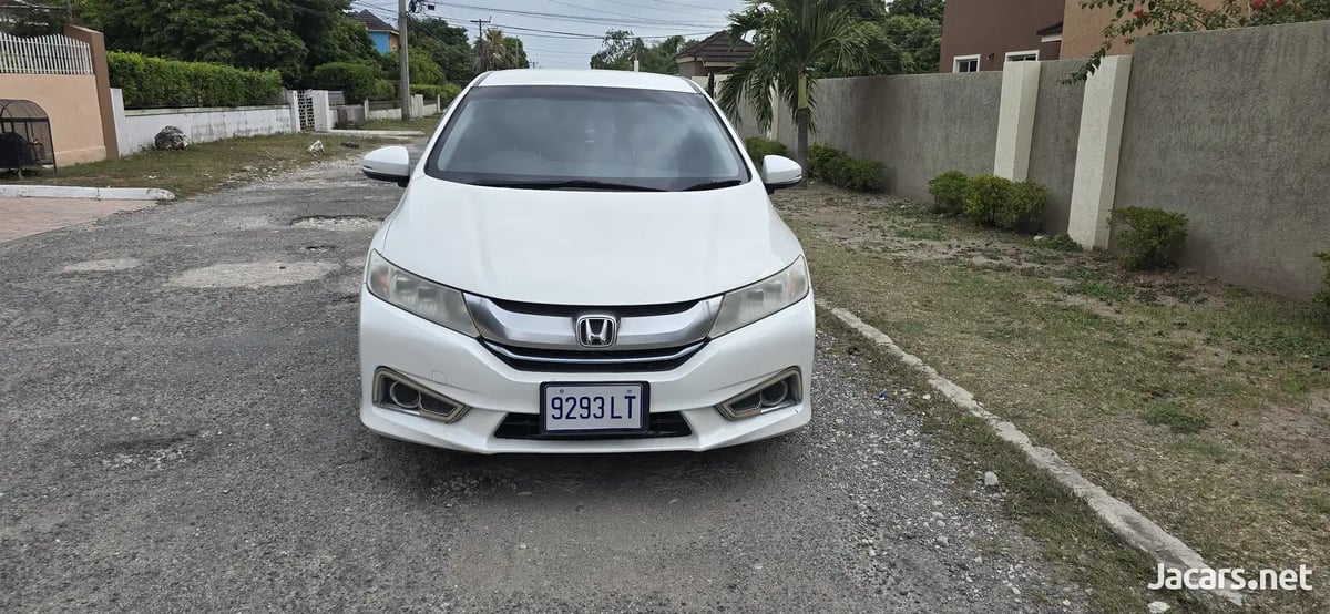 2015 HONDA Grace