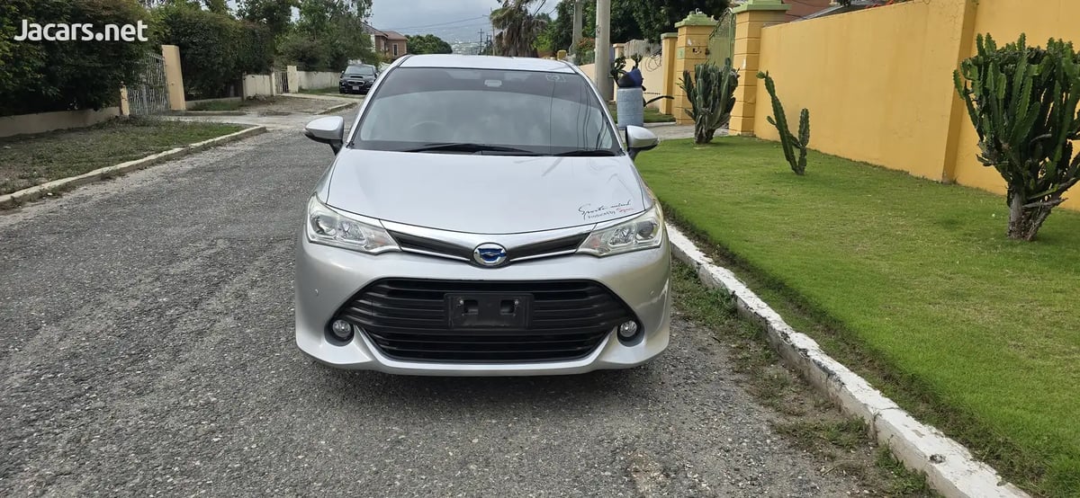 2017 TOYOTA Fielder
