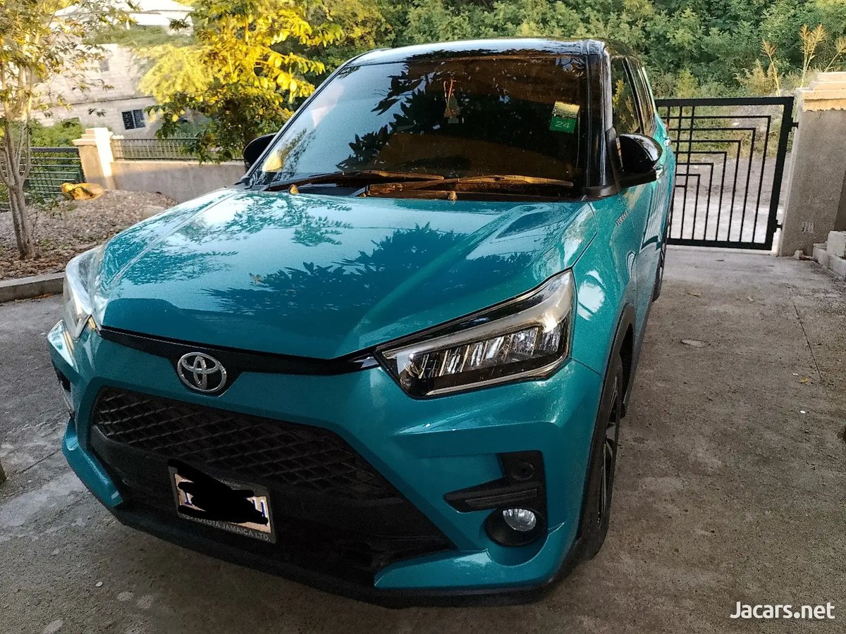 2022 TOYOTA Raize