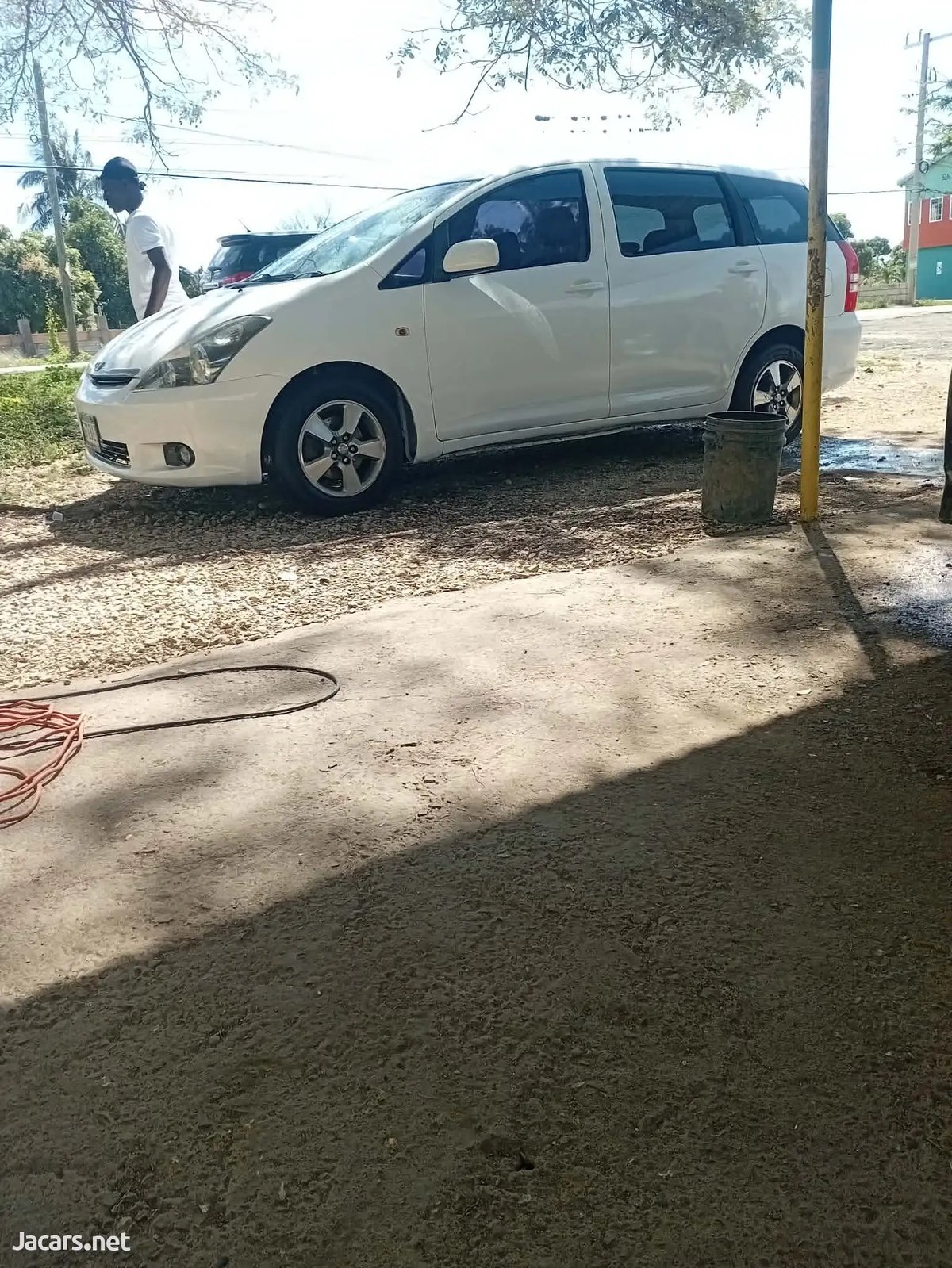 2004 TOYOTA Wish