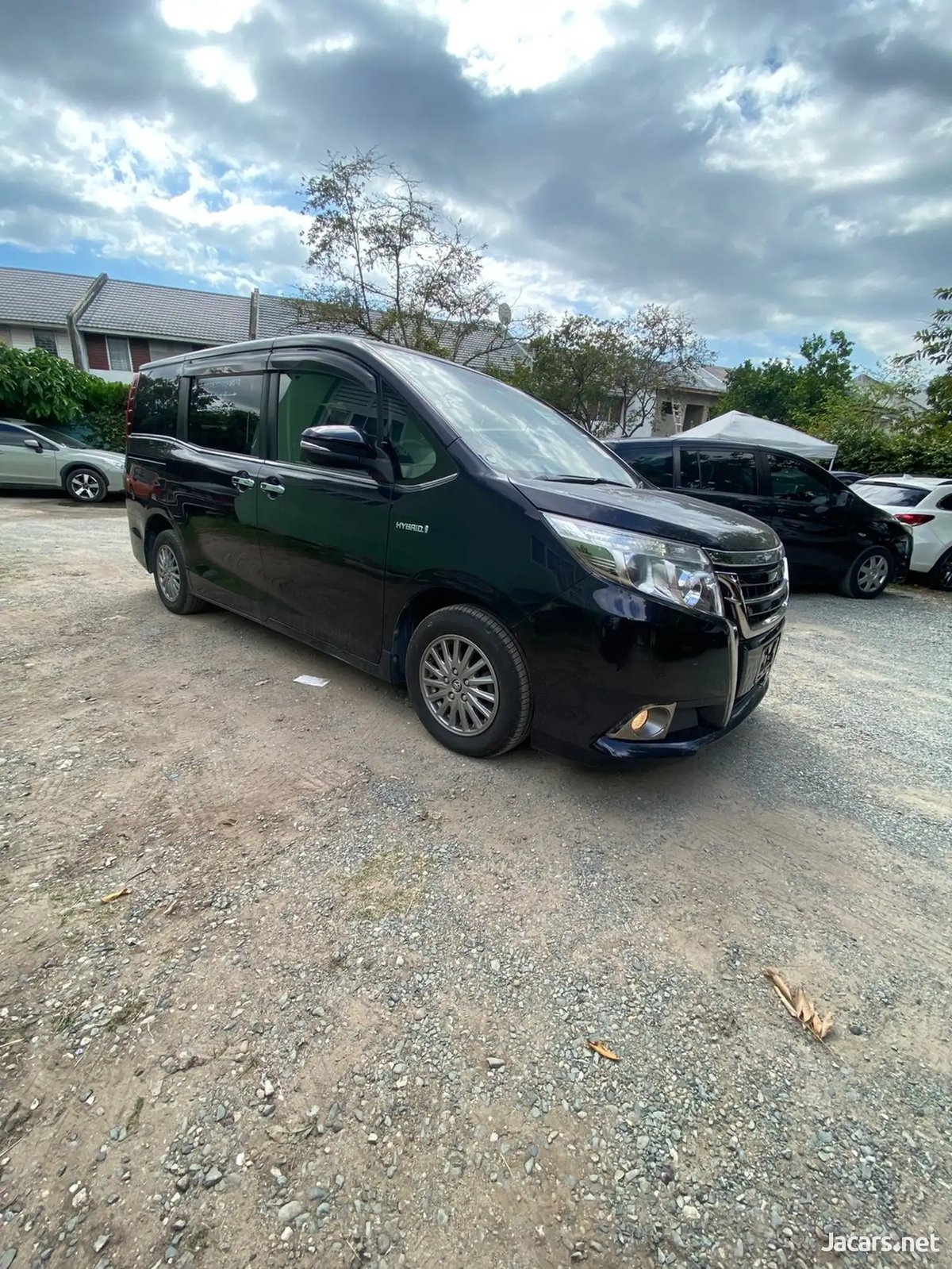 2015 TOYOTA Esquire