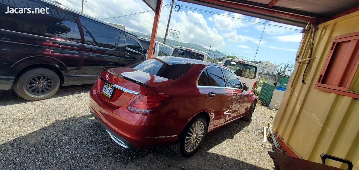 2015 Mercedes-Benz C-Class
