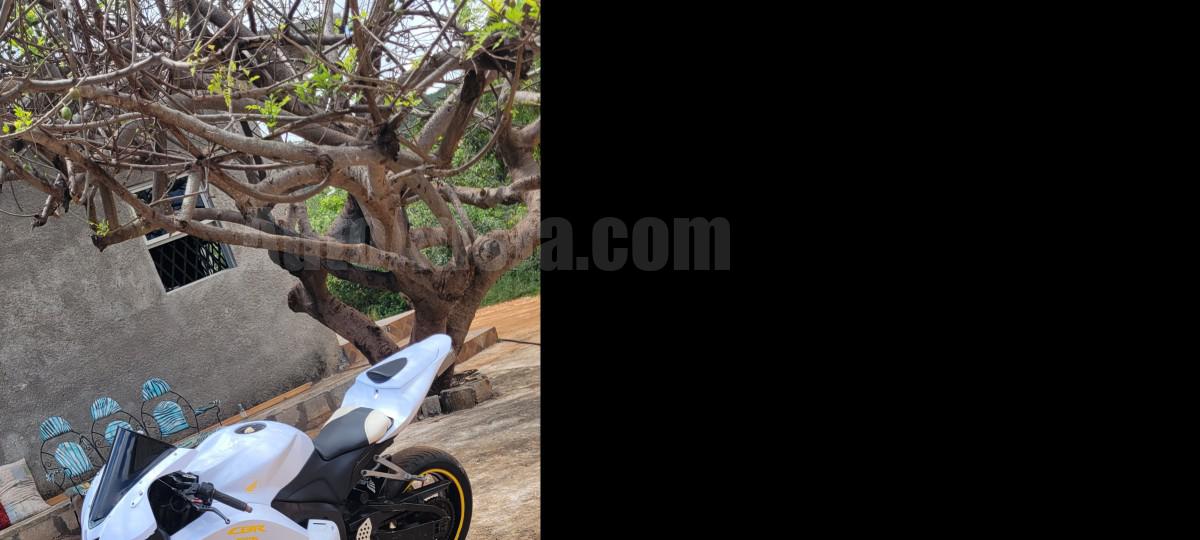 2012 HONDA CBR 600RR