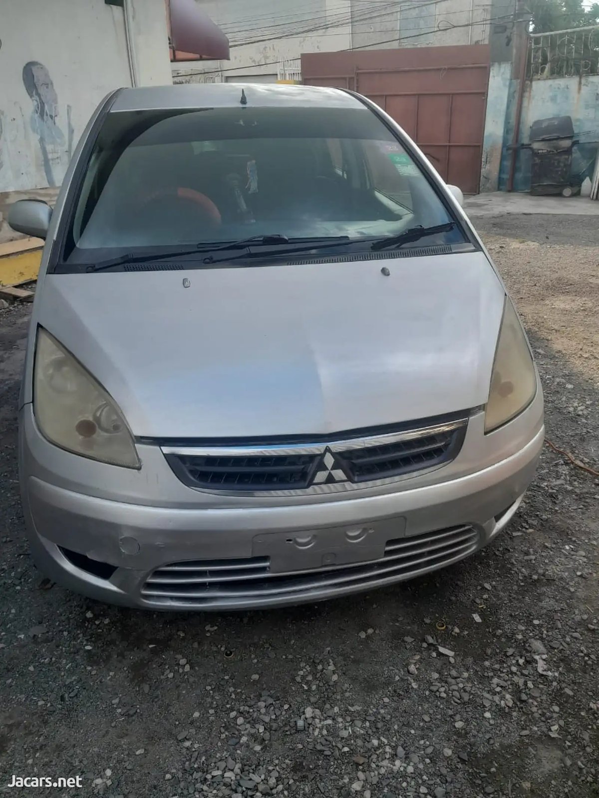 2005 MITSUBISHI Colt